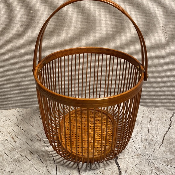 Wicker Basket - Picture 3 of 7